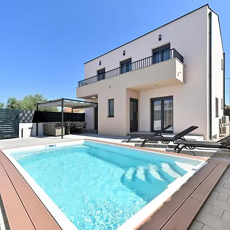 Villa Nino Sukošan